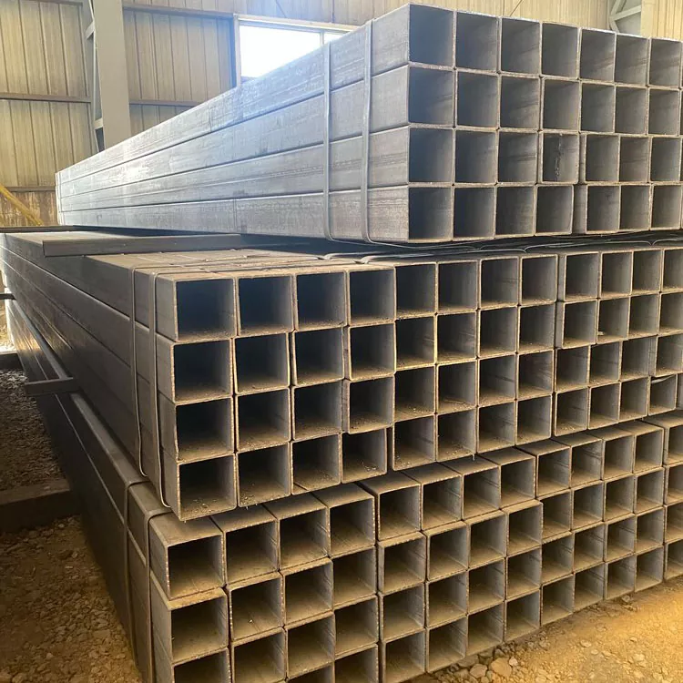 Schwarz gestreiftes Rechteckrohr