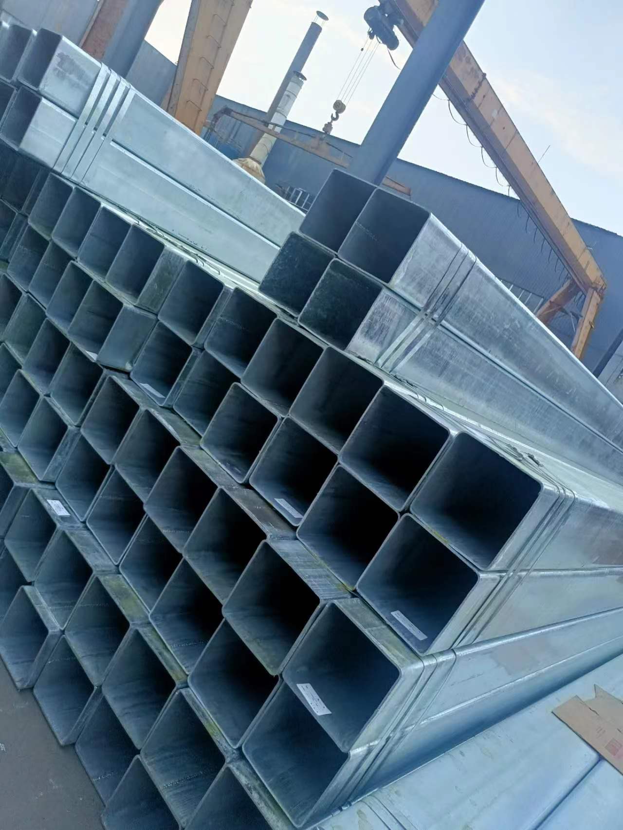 Verzinktes Vierkantrohr mit großem Durchmesser